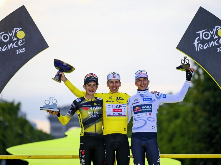 Pogi z izjemnimi predstavami do četrte skupne zmage na dirki po Franciji